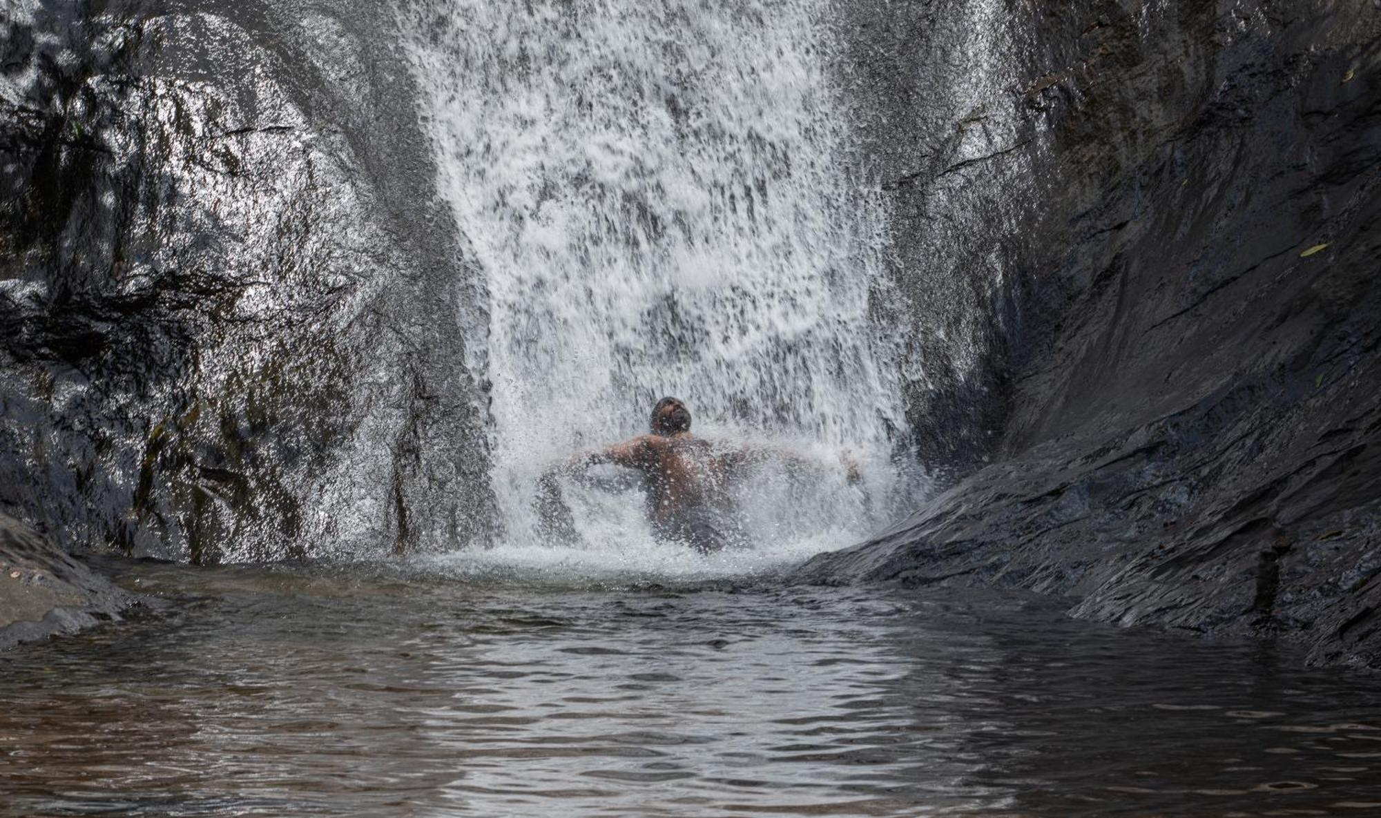 Aruvikuzhy Waterfalls Villa Kozhancheri Eksteriør bilde