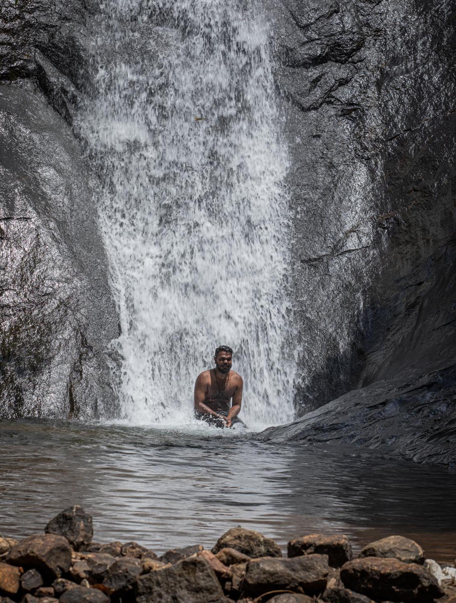 Aruvikuzhy Waterfalls Villa Kozhancheri Eksteriør bilde